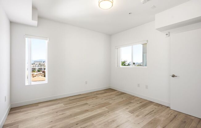 2 beds, 2 baths, 1,037 sqft, $2,950, Unit 401