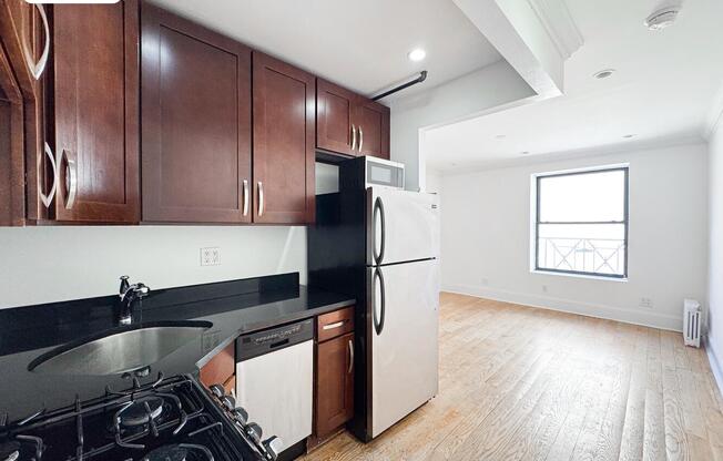 567 W 125 ST