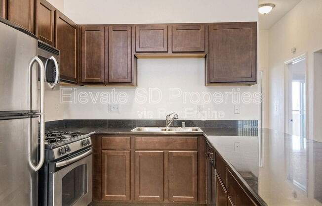 2 beds, 2 baths, 1,047 sqft, $2,895, Unit 412
