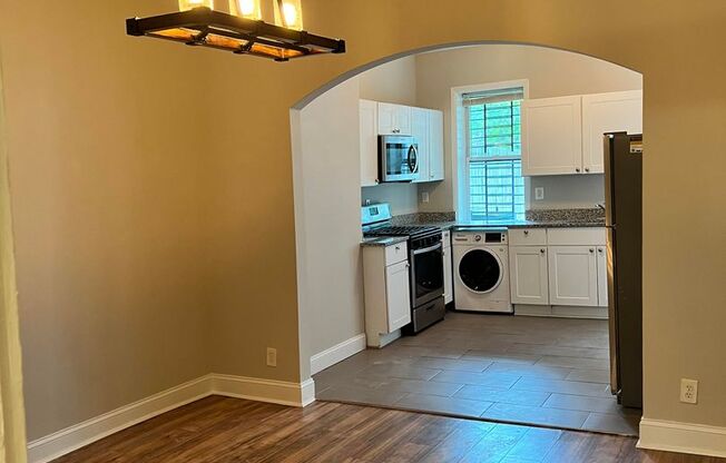 Spacious 3BR 1BA Baltimore rowhome!