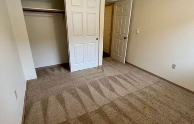 2 beds, 2 baths, 1,030 sqft, $1,795, Unit 532