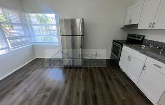 Studio, 1 bath, 540 sqft, $1,350, Unit 16