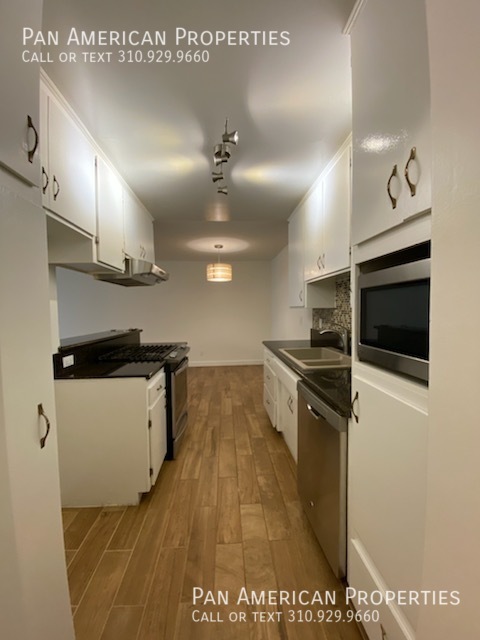 11275 Westminster Ave.