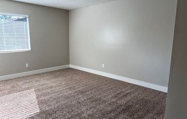 1 bed, 1 bath, 714 sqft, $1,825, Unit 094