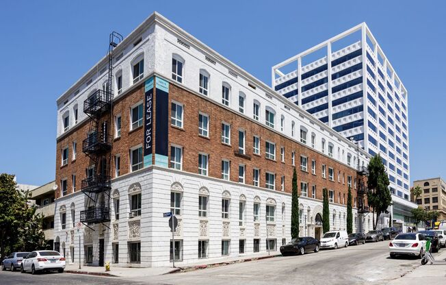 1 bed, 1 bath, 400 sqft, $1,841, Unit 210