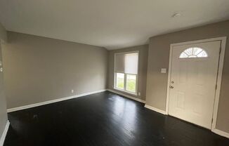 2 beds, 1 bath, $825