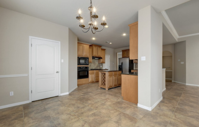 321 GRAFTON LN