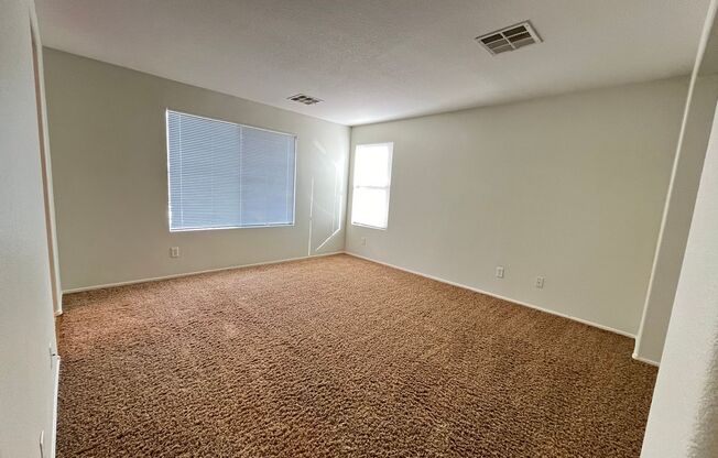 3 beds, 2.5 baths, $1,900, Unit Gate code is K089621 OR K160772