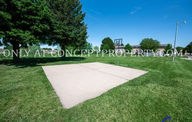 Studio, 1 bath, 360 sqft, $710, Unit 265