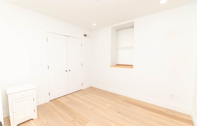 7 ATHERTON ST