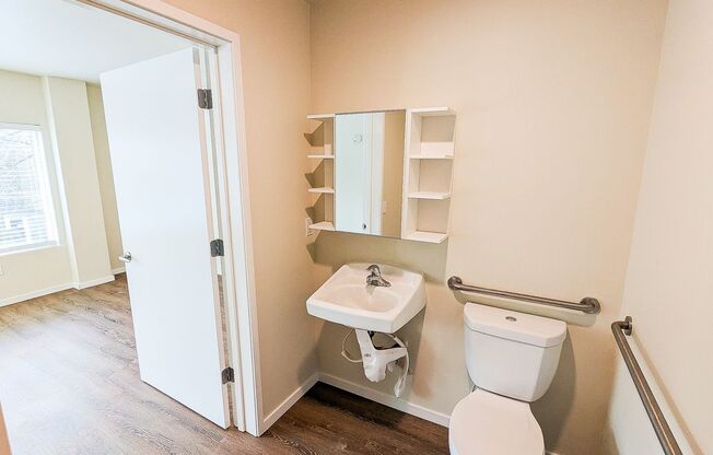 Studio, 1 bath, 160 sqft, $1,525, Unit 209