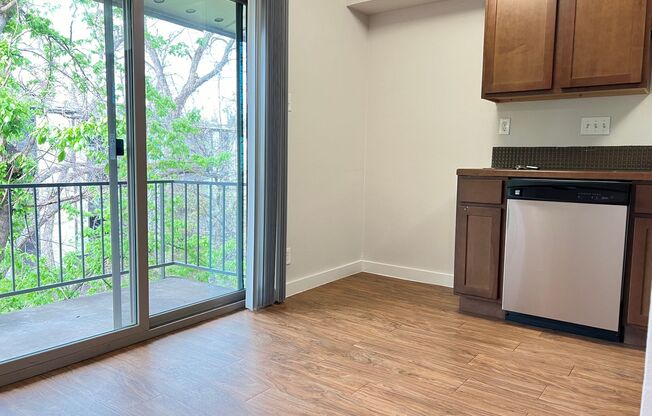 1 bed, 1 bath, 596 sqft, $1,299, Unit WIL-336