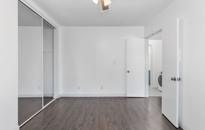 2 beds, 1 bath, 733 sqft, $2,195, Unit 07
