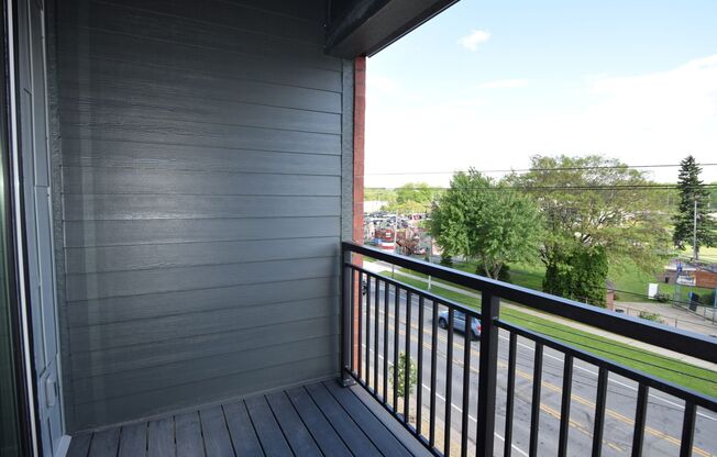 1 bed, 1 bath, 816 sqft, $1,725, Unit 5604-317
