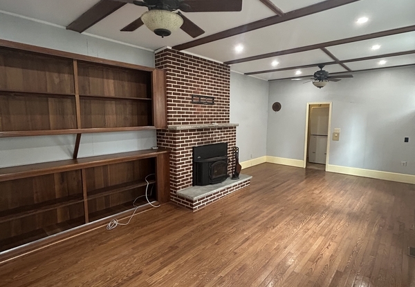 22 E 24 ST