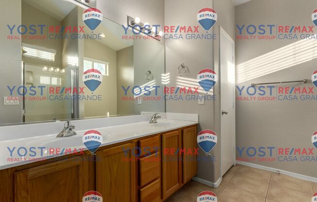 Charming home in McCartney Center!