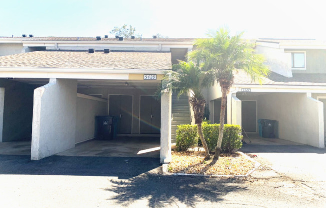 5429 VINELAND RD