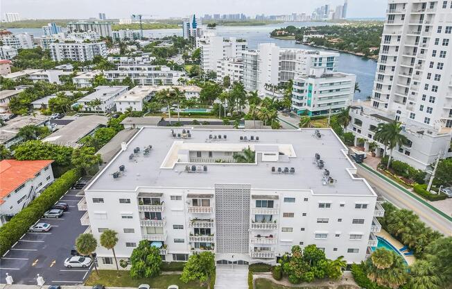 9700 E Bay Harbor Dr Apt 511