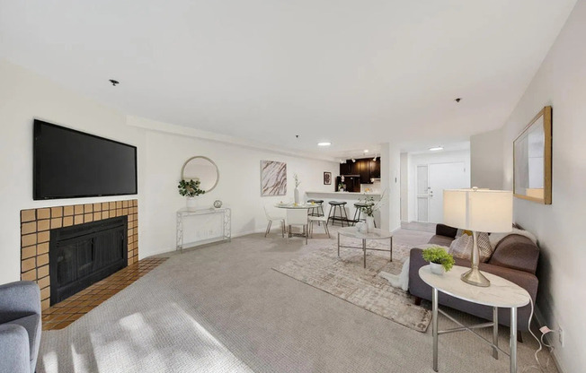 1269 POPLAR AVE UNIT# 302