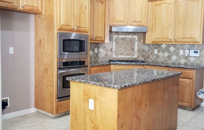 13309 Giro Rd - House