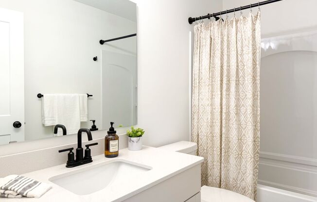 2 beds, 2.5 baths, 1,830 sqft, $3,195, Unit 11300