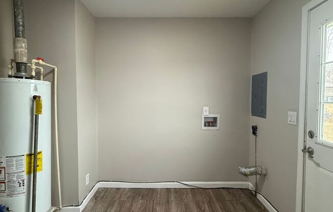 3 beds, 1 bath, $1,600