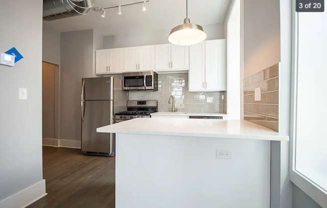 1711 S Carpenter St.