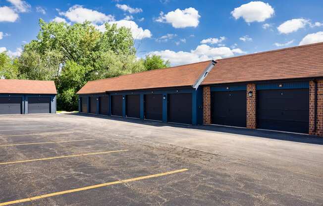 detached garages for residents of The Bennington