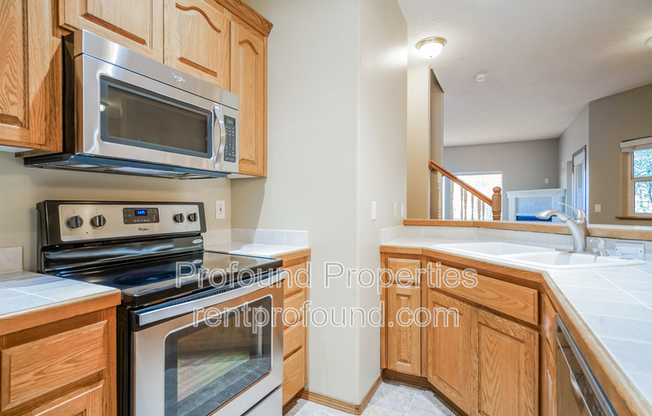 2623 NE ROCKY BUTTE RD