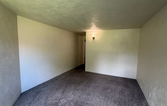 1 bed, 1 bath, 700 sqft, $1,440, Unit 0228