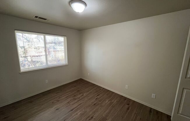 2 beds, 1 bath, 960 sqft, $1,895, Unit 403-3