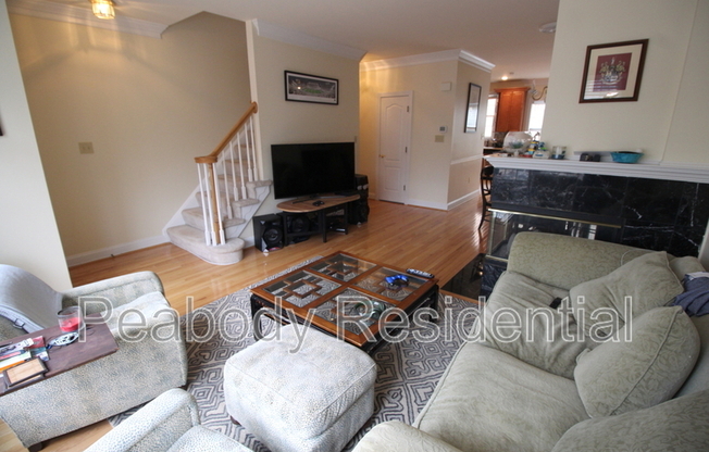 1127 N UTAH ST