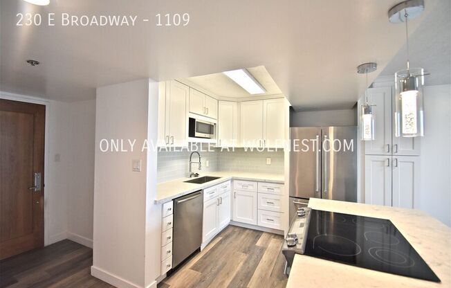 230 E Broadway Ave