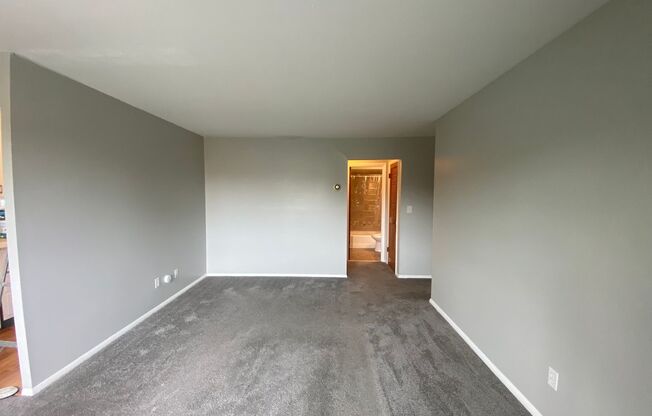 1450 Riverside