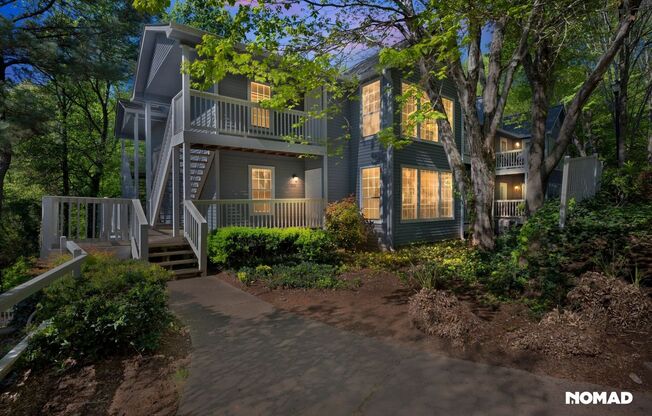 Charming 2BR Condo in Sandy Springs