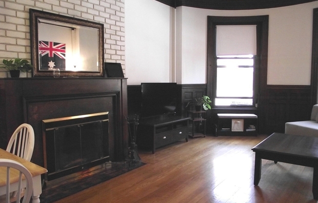 924 Beacon St.