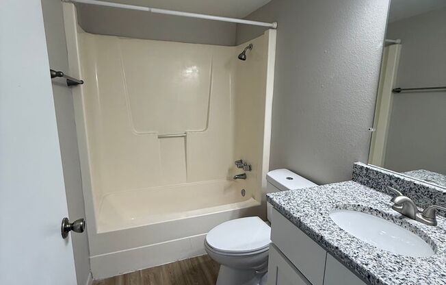 2 beds, 2 baths, 966 sqft, $1,208, Unit 2002