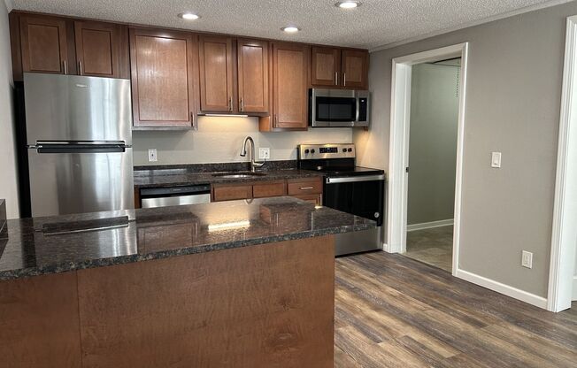 1 bed, 1 bath, 576 sqft, $1,150, Unit 167