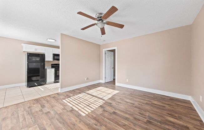 1 Bedroom Cottage in Fort Walton Beach!