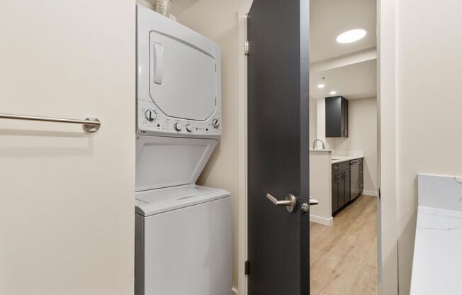 1 bed, 1 bath, 634 sqft, $2,345, Unit 309