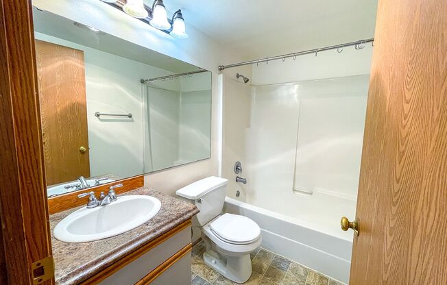 1 bed, 1 bath, 600 sqft, $1,595, Unit 301