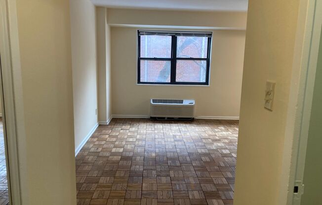 Fantastic Studio in Adams Morgan - Utilities Included - Available Now!