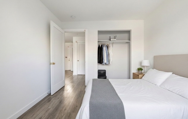 3 beds, 2 baths, 1,046 sqft, $6,125, Unit 602