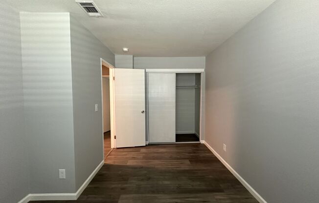 2 beds, 1.5 baths, 1,022 sqft, $1,695, Unit 3274-4