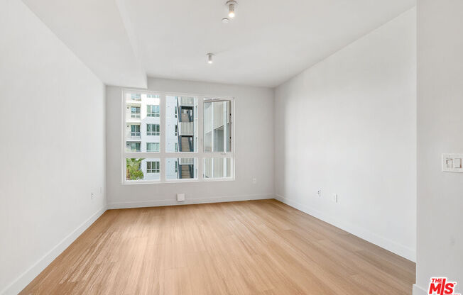 Studio, 1 bath, 734 sqft, $3,495, Unit 427