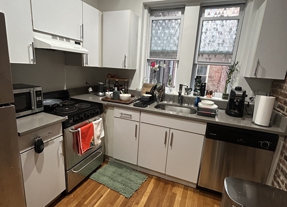 1 bed, 1 bath, $2,675, Unit 3