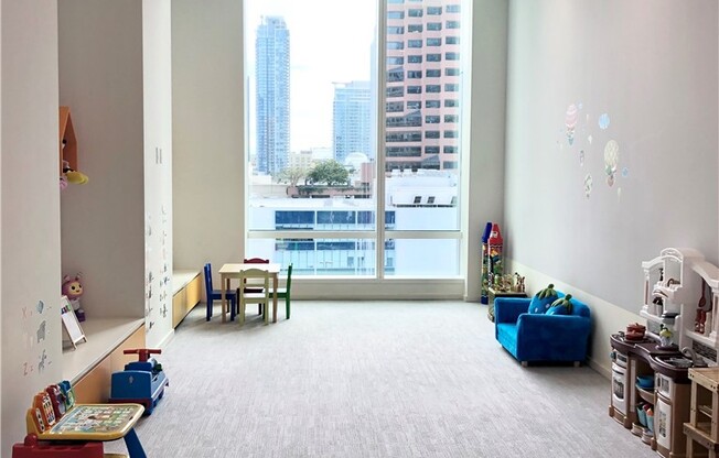 1 bed, 1.5 baths, 937 sqft, $4,150, Unit 1828