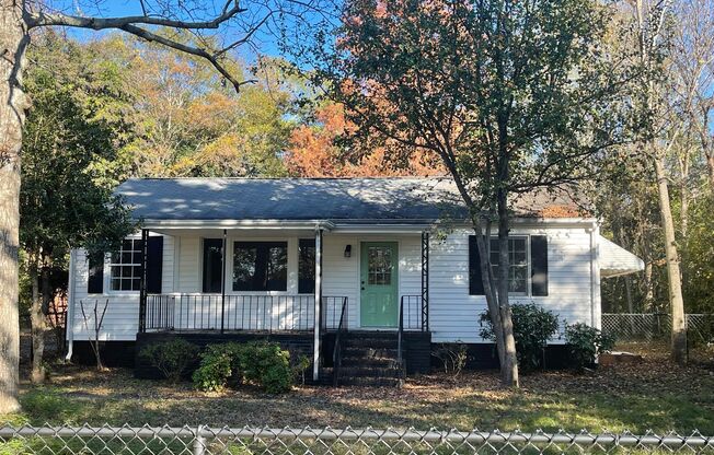 Beautifully renovated Normaltown 3/2 Home with fenced in front yard!