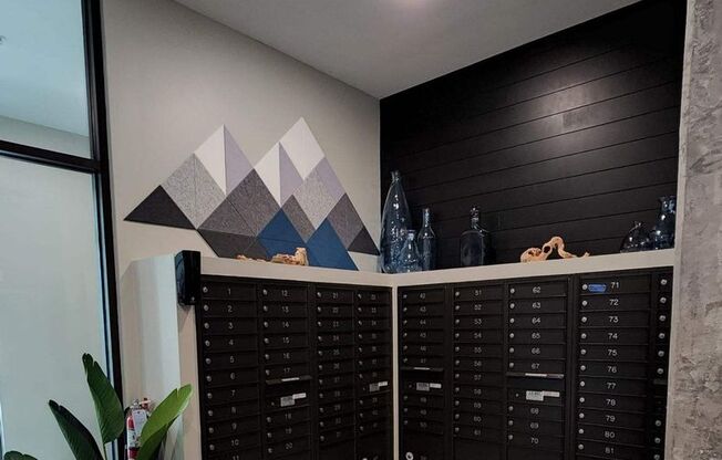 Studio, 1 bath, 272 sqft, $1,200, Unit 412