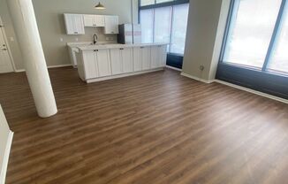 2 beds, 1 bath, 1,000 sqft, $1,250, Unit 102